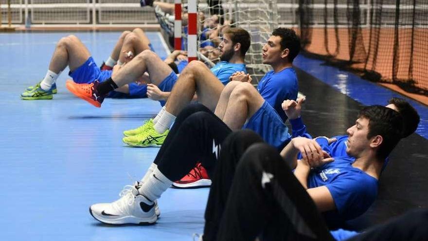 Entrenamiento del Teucro de esta temporada. // Gustavo Santos