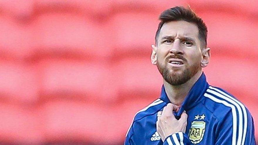 Messi, otra vez al borde del abismo con Argentina