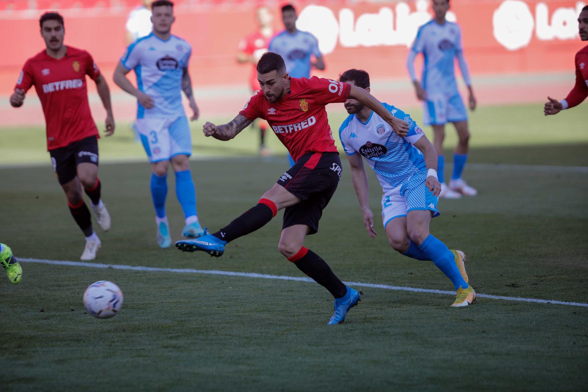 El Mallorca vuela a Primera División