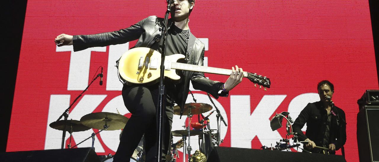 The Kooks se halla inmersa en la gira de aniversario de su disco Inside In /Inside Out