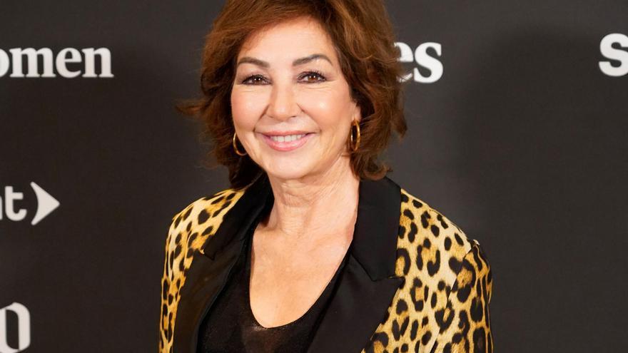 Terremoto en Telecinco: Ana Rosa, en shock, regresa a las mañanas y mantiene &#039;TardeAR&#039; con nuevos presentadores