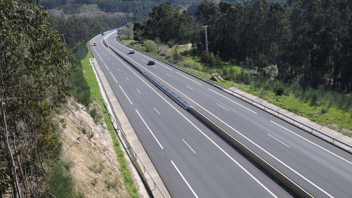 Tramo gallego en la autovía A-6.