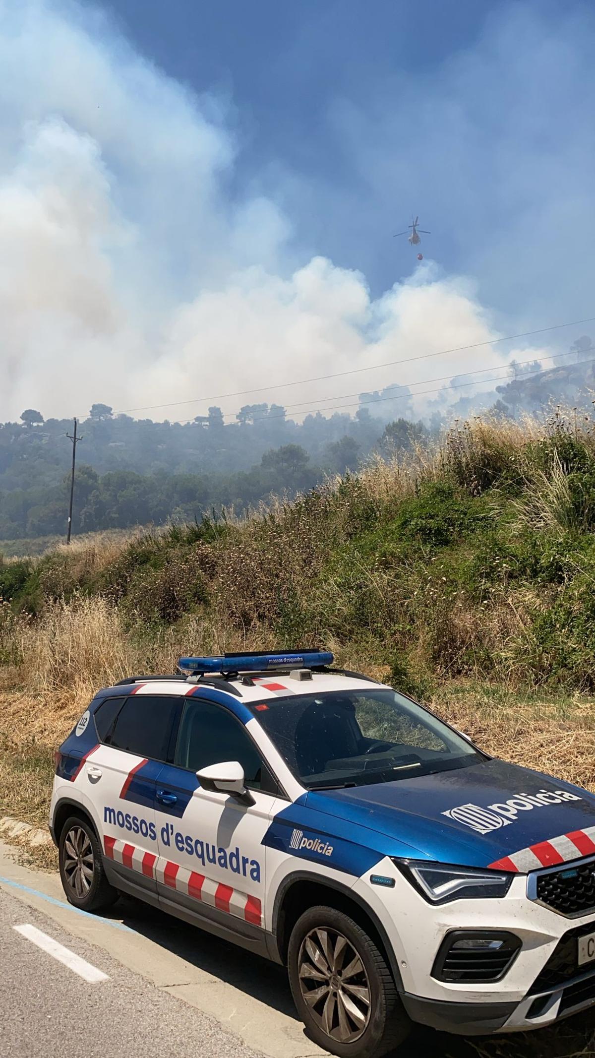 L'incendi de Sant Quirze Safaja, en imatges