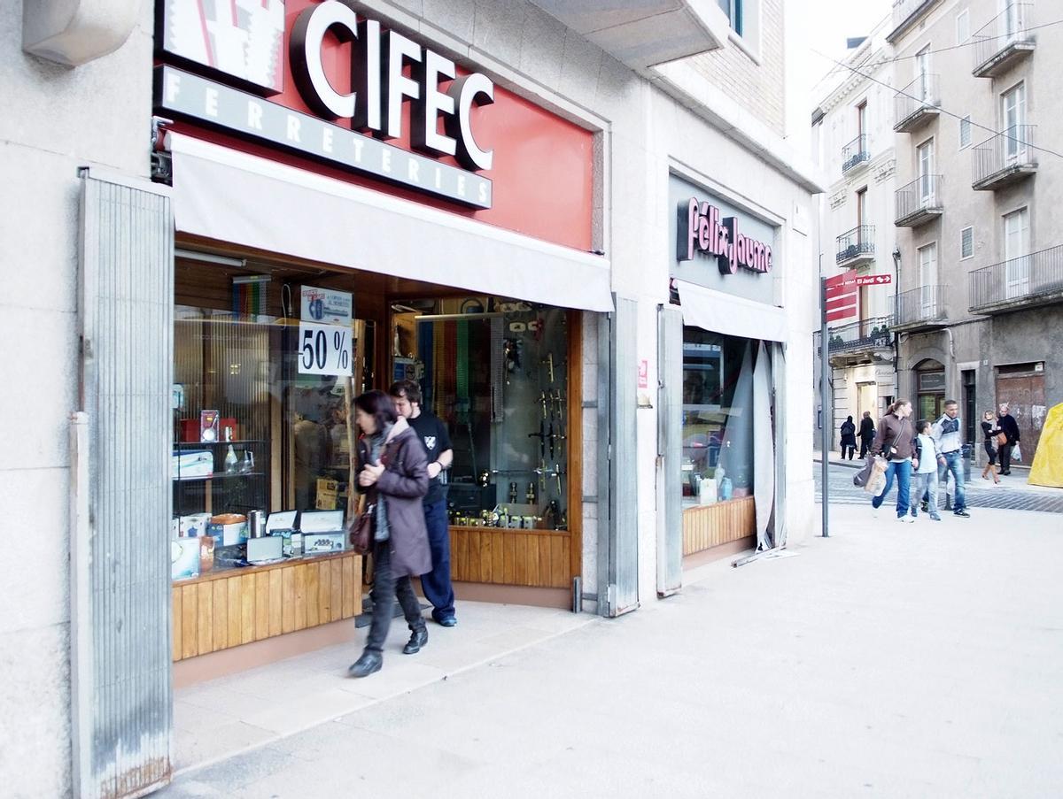 La botiga de la placeta baixa de la Rambla el 2012
