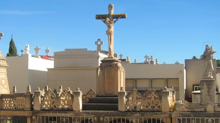 Zona de panteones del cementerio de Novelda