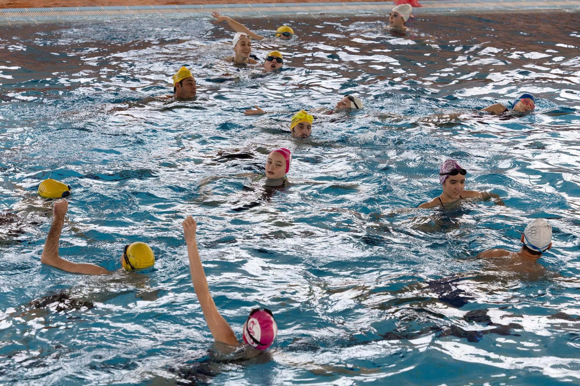 La jornada de natación sincronizada de Addif en Ibiza, en imágenes
