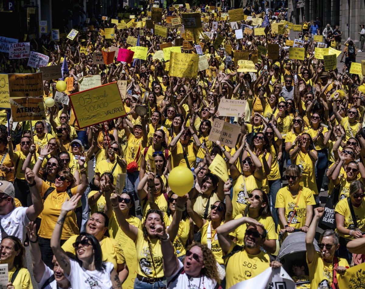 Govern i sindicats no arriben a un acord i avui continuen negociant