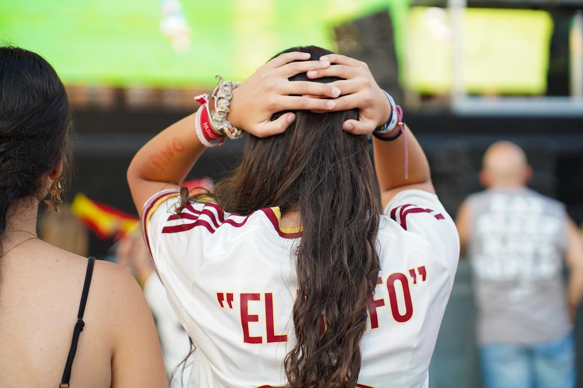 Así se vivió la semifinal entre España y Francia en la Plaza de España en imágenes Así se vivió la semifinal entre España y Francia en la Plaza de España en imágenes
