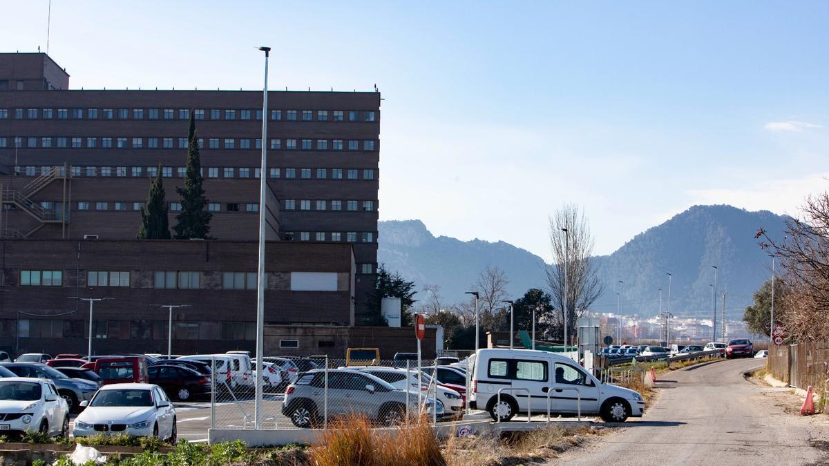 Imagen de archivo de las inmediaciones del hospital Lluís Alcanyís de Xàtiva.