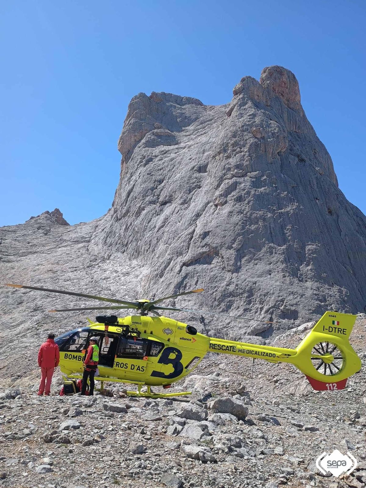 El rescate del montañero herido en el Urriellu.