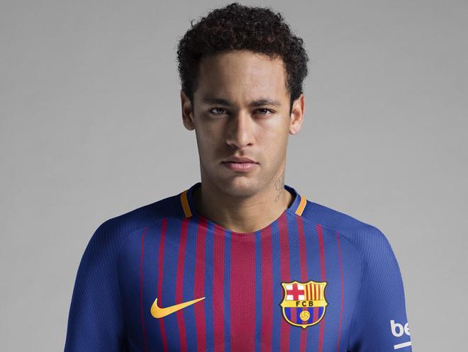 Neymar, con la nueva equipación del Barça