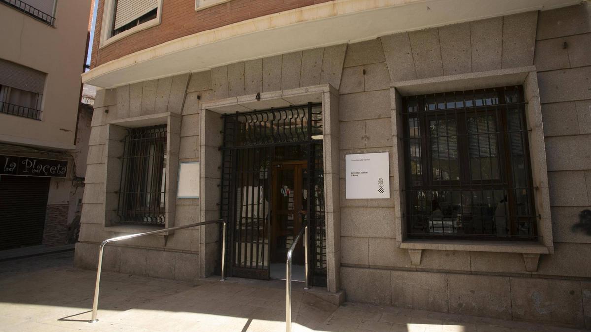 Las quejas por un consultorio sanitario de Sagunt se multiplican