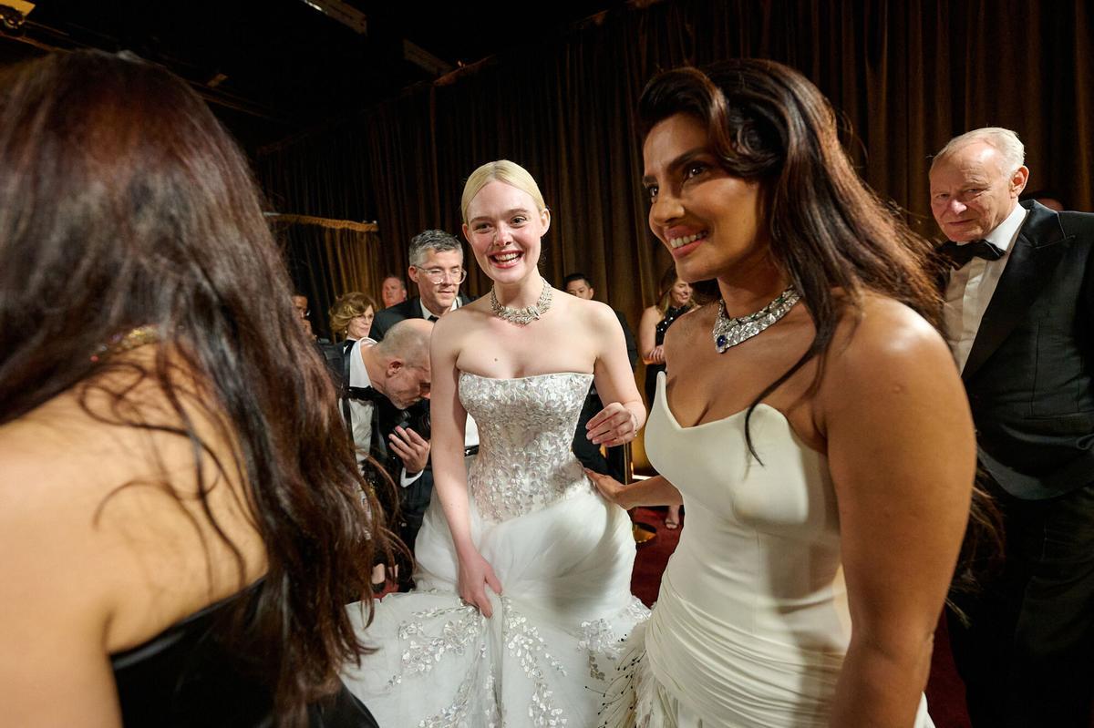 March 15, 2026, Hollywood, California, USA: Elle Fanning and Priyanka Chopra Jonas backstage during the live ABC Telecast of the 98th Oscars at Dolby Theatre at Ovation Hollywood on Sunday.,Image: 1083404183, License: Rights-managed, Restrictions: * Strictly Editorial Use Only *, Model Release: no, Credit line: Richard Harbaugh / Zuma Press / ContactoPhoto Editorial licence valid only for Spain and 3 MONTHS from the date of the image, then delete it from your archive. For non-editorial and non-licensed use, please contact EUROPA PRESS. 15/03/2026 ONLY FOR USE IN SPAIN. Richard Harbaugh / Zuma Press / ContactoPhoto;98th;Oscars;Academy;Awards;zhandout;Press;zoscars;zcoscars2026;98_BS_022801.JPG;20260315_zah_z03_120.jpg;Oscars 2026 TELECAST;