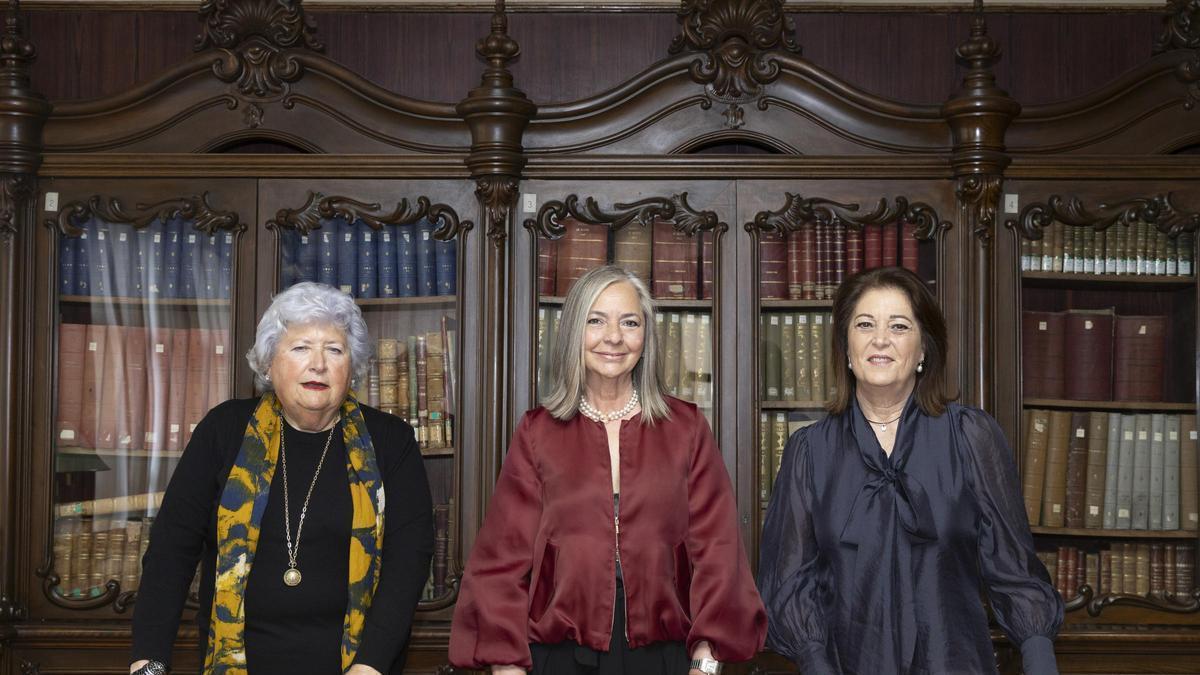 El Real Liceo Casino de Alicante abre una nueva era con mayoría femenina en su junta