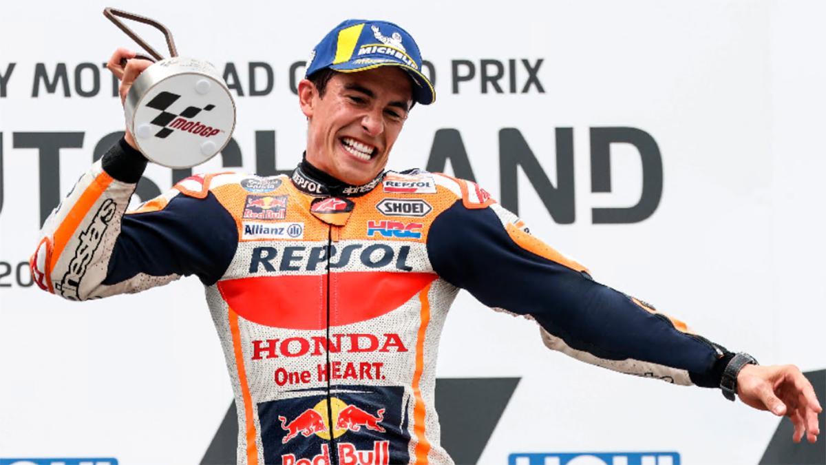 Marc Márquez celebra la victoria en el GP de Alemania