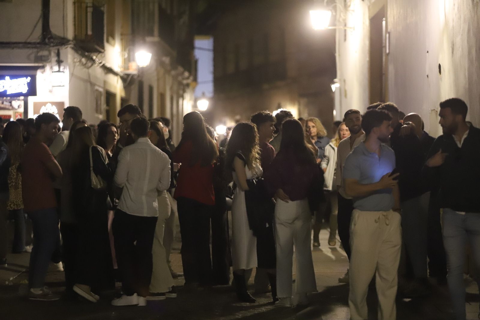 La tercera noche de cruces, en imágenes