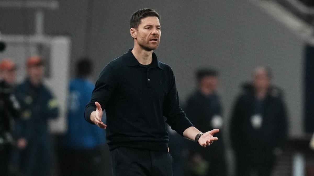 Xabi Alonso, en el Pireo