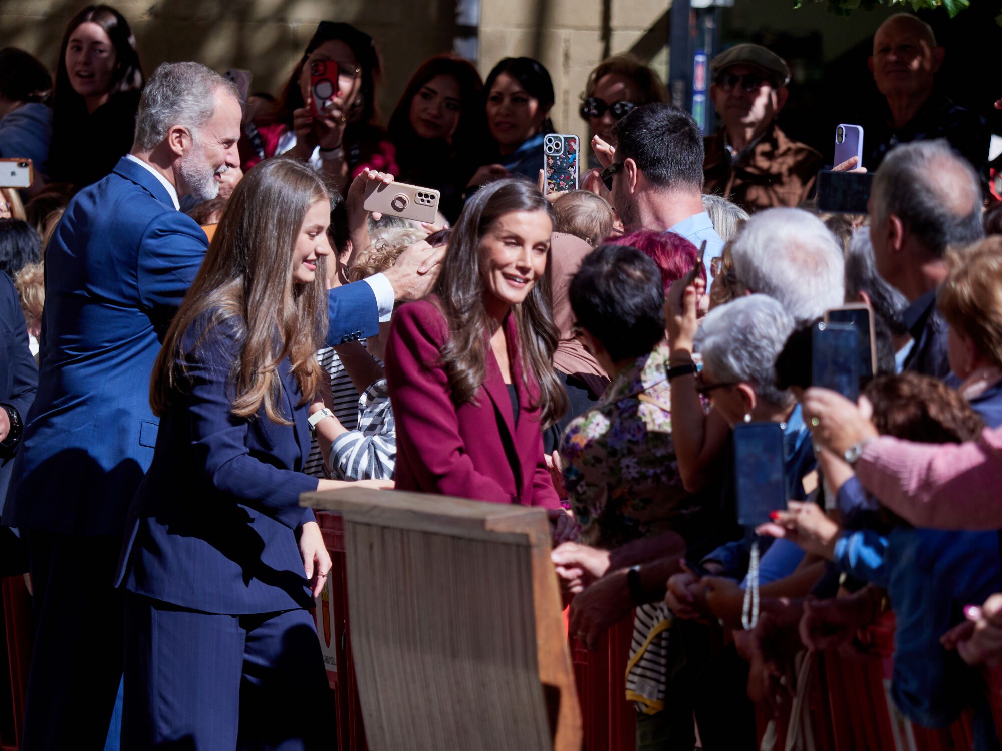 EN IMÁGENES: Leonor se da un baño de multitudes en su estreno como Princesa de Viana