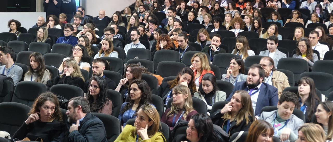 Asistentes al Congreso en Elche, durante el acto inaugural este jueves