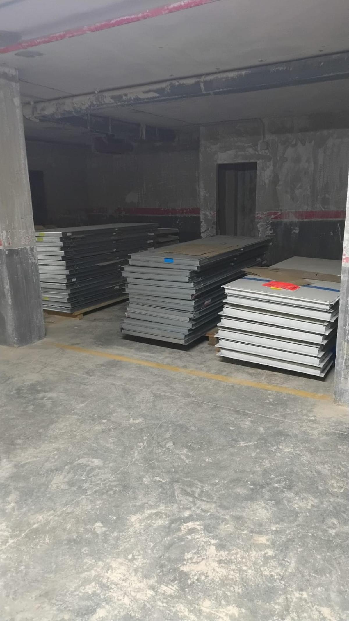 Los trasteros siguen sin reparar e incluso sin puerta más de un año después de la dana