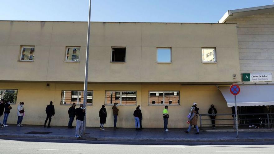 Marea Blanca convoca una manifestación en defensa de la sanidad pública de Málaga