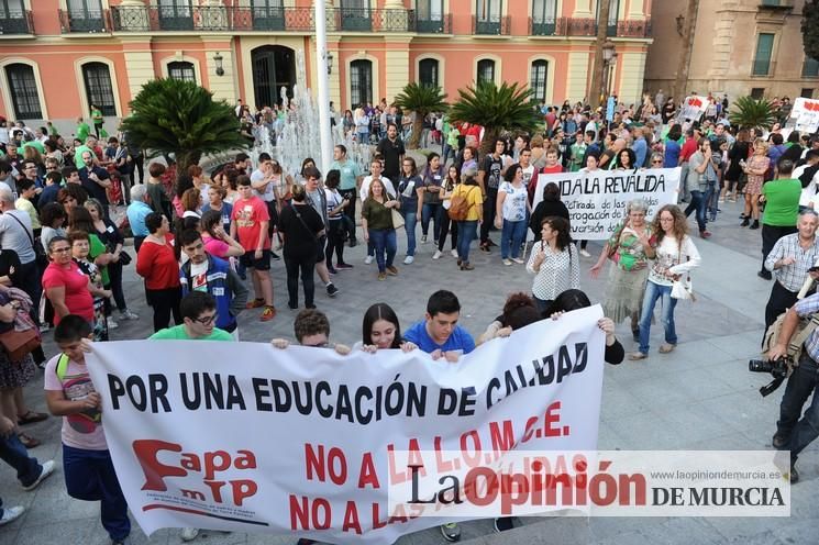 Manifestación contra la LOMCE en Murcia