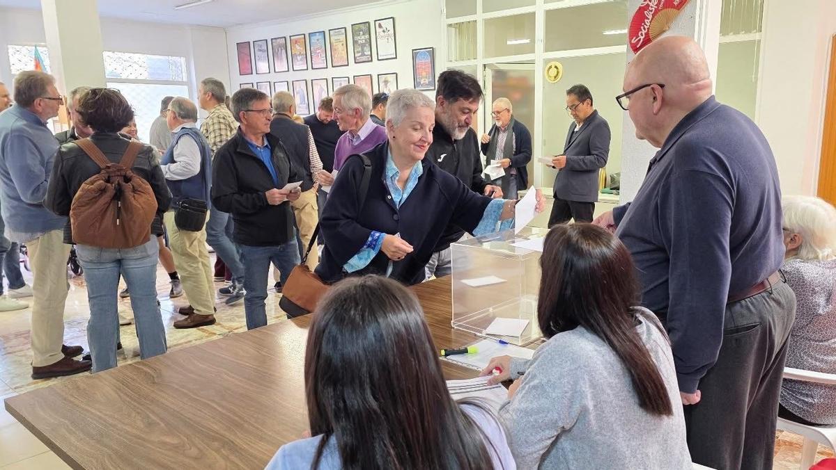 Jornada electoral para elegir a la nueva secretaria general del PSPV Torrent.