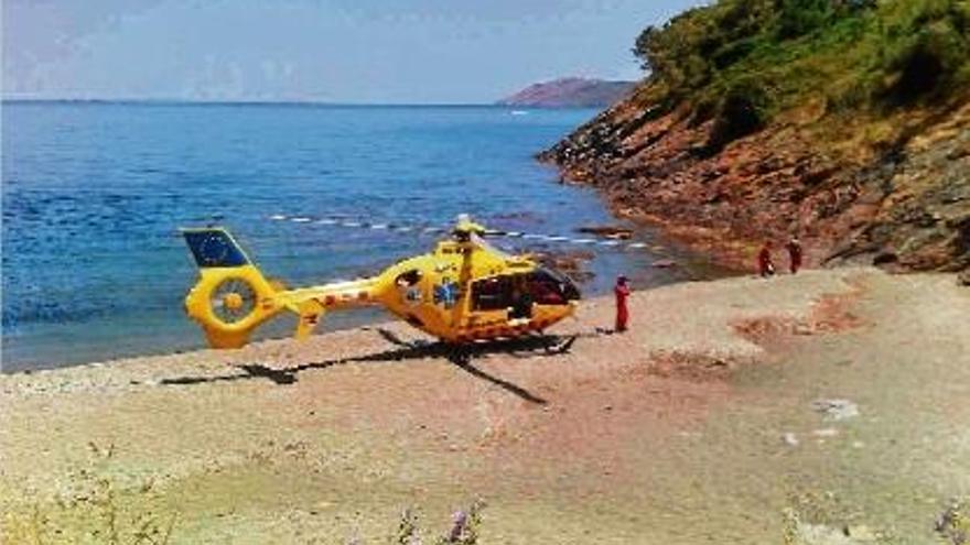 L&#039;helicòpter del SEM a Llançà es va activar per un home que va perdre la vida fent pesca submarina.