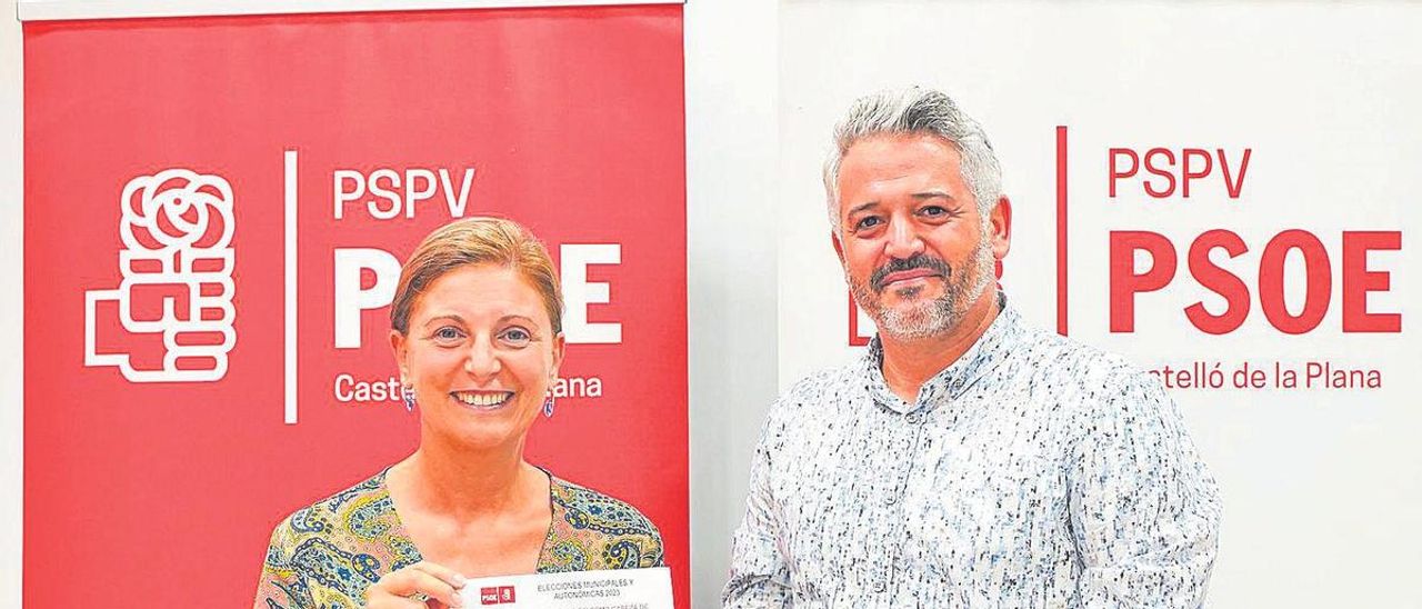 La alcaldesa, Amparo Marco, y candidata a la reelección y el secretario general del PSPV en la capital, Germán Renau, en septiembre de 2022..