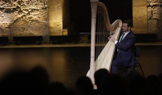 El arpa hechiza el Auditorio