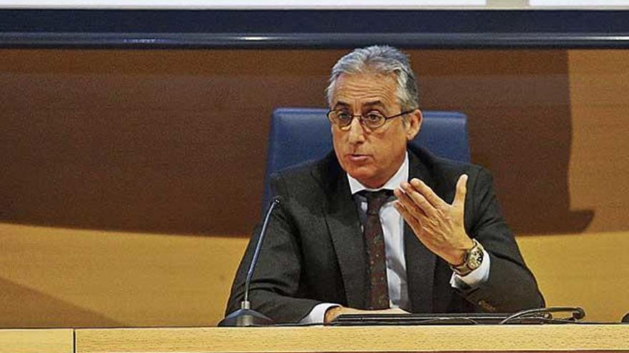 Diego Gómez-Reino, presidente de la Audiencia de Palma, ayer en el Colegio de Abogados.