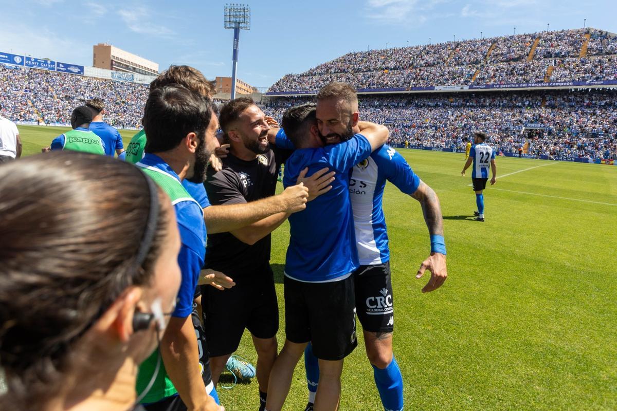 Josema Gómez, el adiós al fútbol del primer martillazo hacia el ascenso del Hércules.