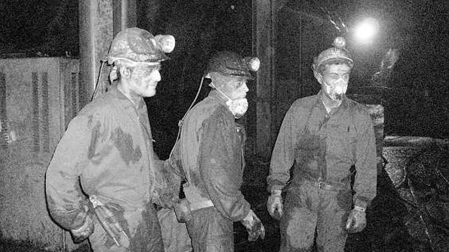 Mineros trabajando en el plano inclinado de Cerredo.