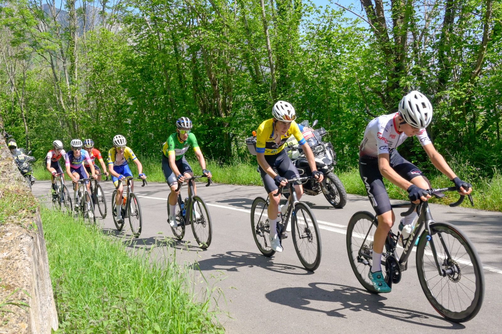 Exhibición de Benjamín Noval en la Vuelta Ciclista a la Montaña Central de Asturias