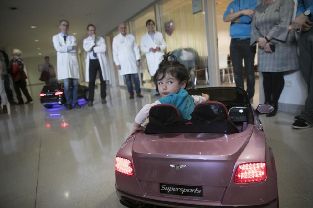 Coches infantiles y ecógrafo en el HUCA