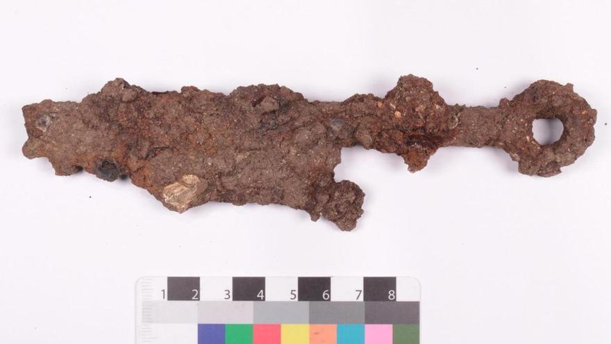 Buscan en el mundo un gemelo de un cuchillo romano que podría reescribir la historia de Sálvora