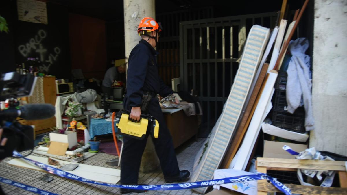 Imagen del edificio de Las Fuentes okupado que ardió en abril.