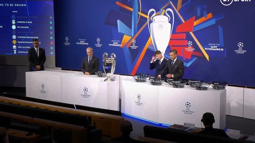 El caos de la UEFA con las bolas anula y obliga a repetir el sorteo de la Champions