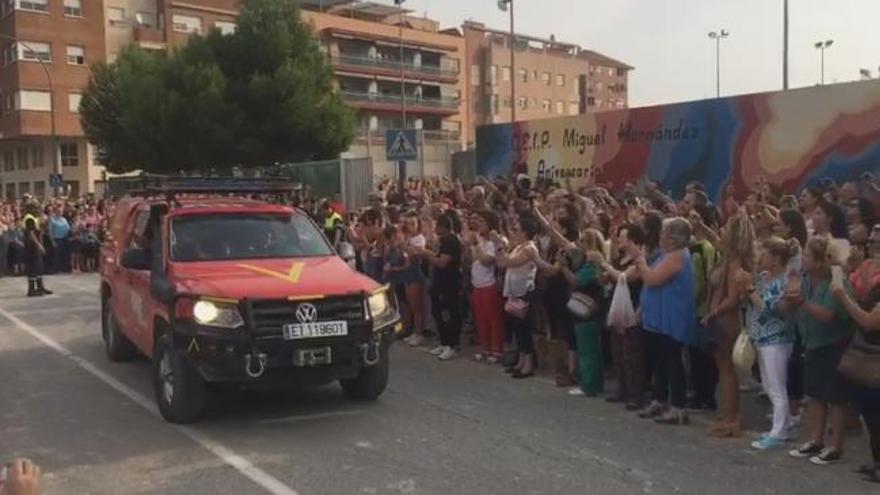 Emotiva despedida de Orihuela a los militares de la UME desplegados durante la gota fría