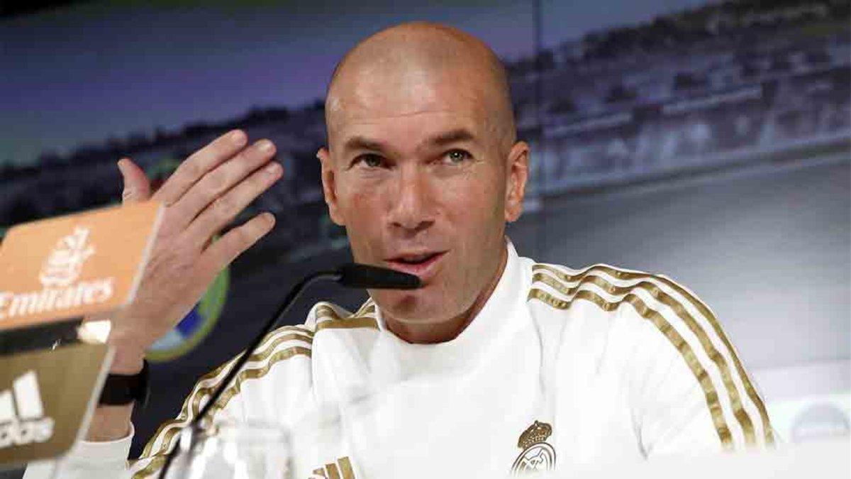 Zidane habló de Bale y de refuerzos en la rueda de prensa