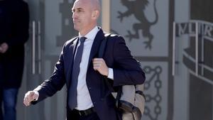 El jutge multa Rubiales amb 10.800 €