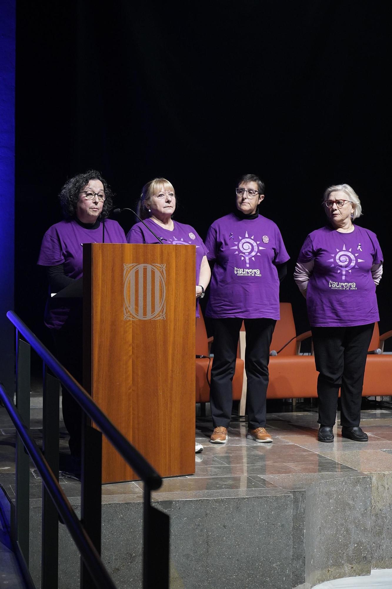 Les millors imatges de l'Acte institucional amb motiu del Dia Internacional per a l'Eliminació de la Violència vers les Dones