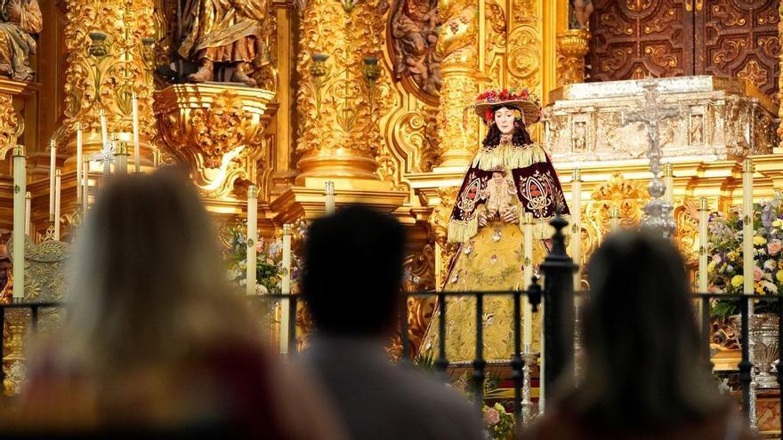 El Rocío Chico, en imágenes: los preparativos para el traslado de la Virgen a Almonte
