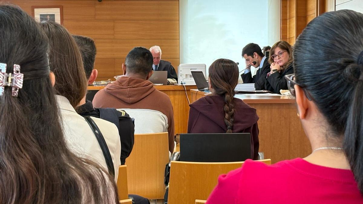 Imagen de los procesados, en la segunda jornada del juicio.