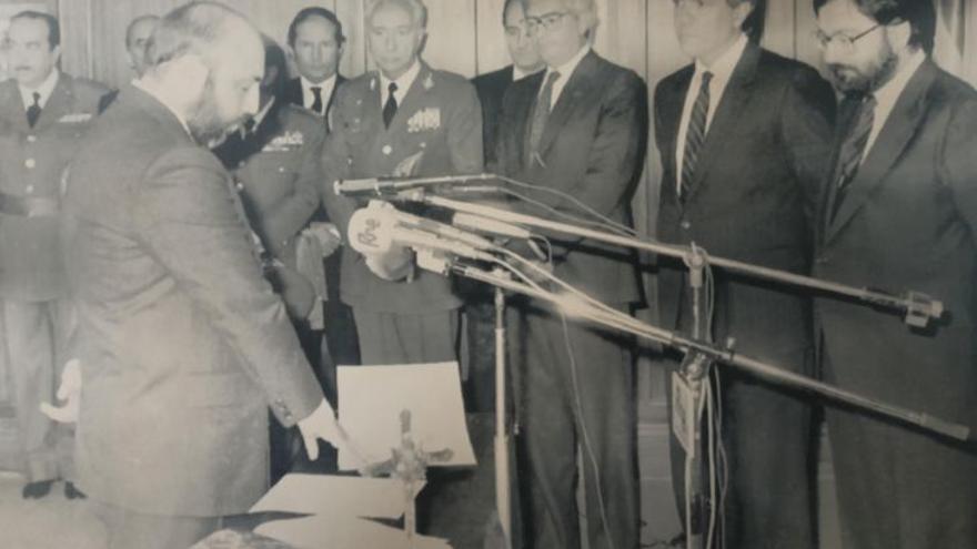 Noviembre de 1986. Roldán toma posesión como director general de la Guardia Civil