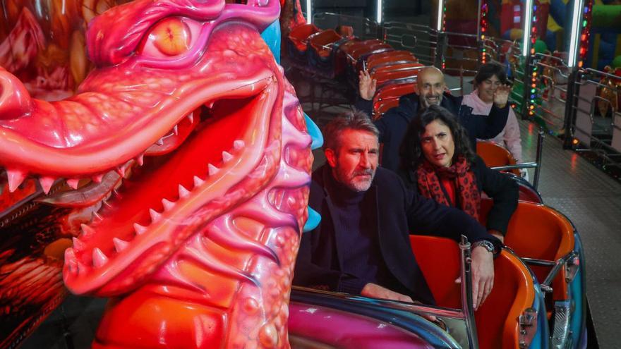 El alcalde y sus concejales en la presentación del Fexturrón.