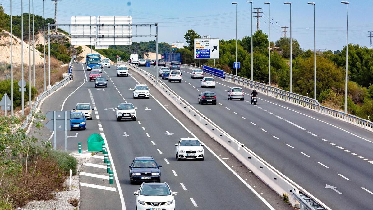 Imagen del tramo de la N-332 que reclama Benidorm para reconvertirlo en vía urbana.