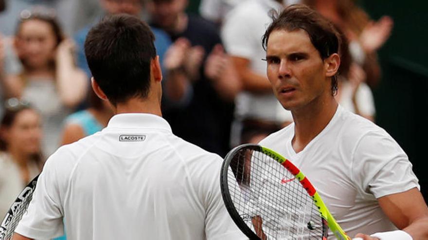 Rafa Nadal y Novak Djokovic, tras su semifinal en Wimbledon