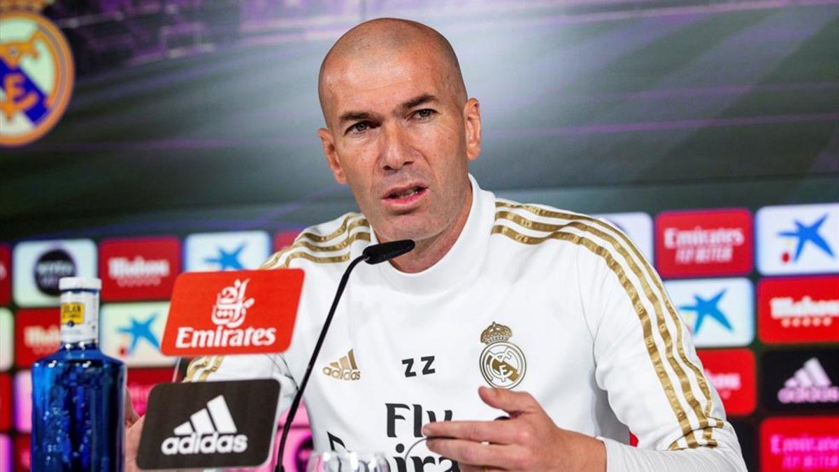 Zidane comparece ante los periodistas