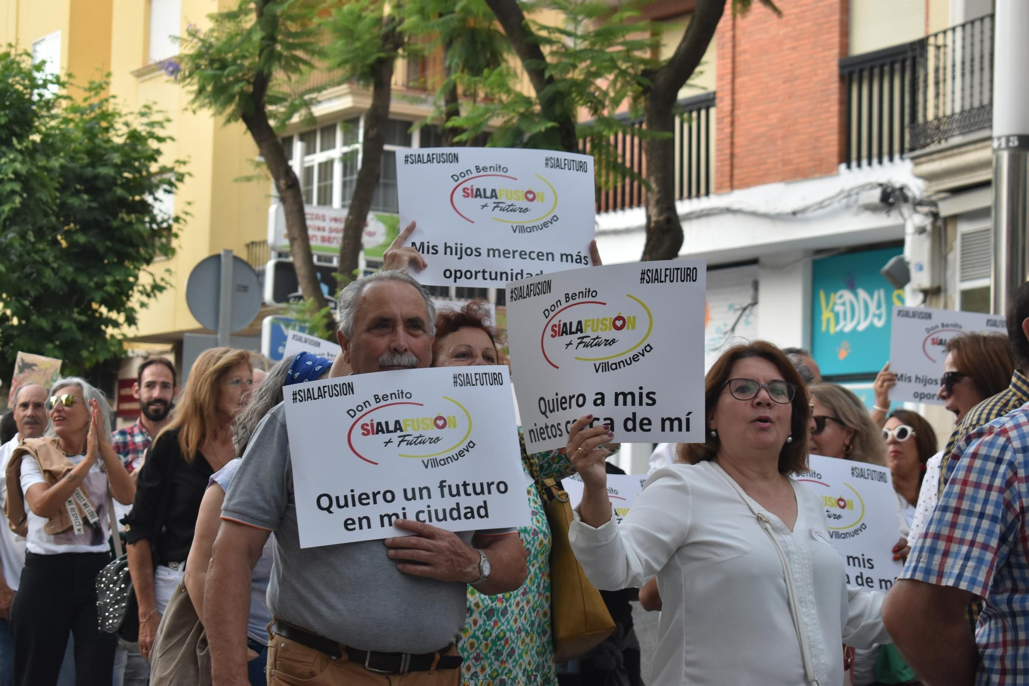 Manifestación en Don Benito por la fusión con Villanueva